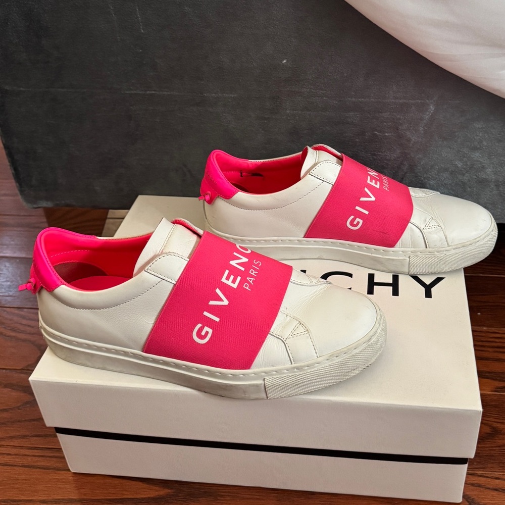 Givenchy White Leather Sneakers with Hot Pink Strap
